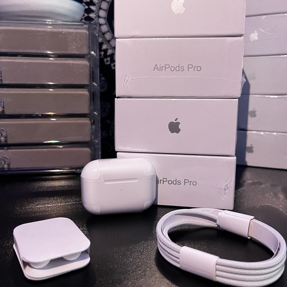 Apple AirPods Gen 2 Pros